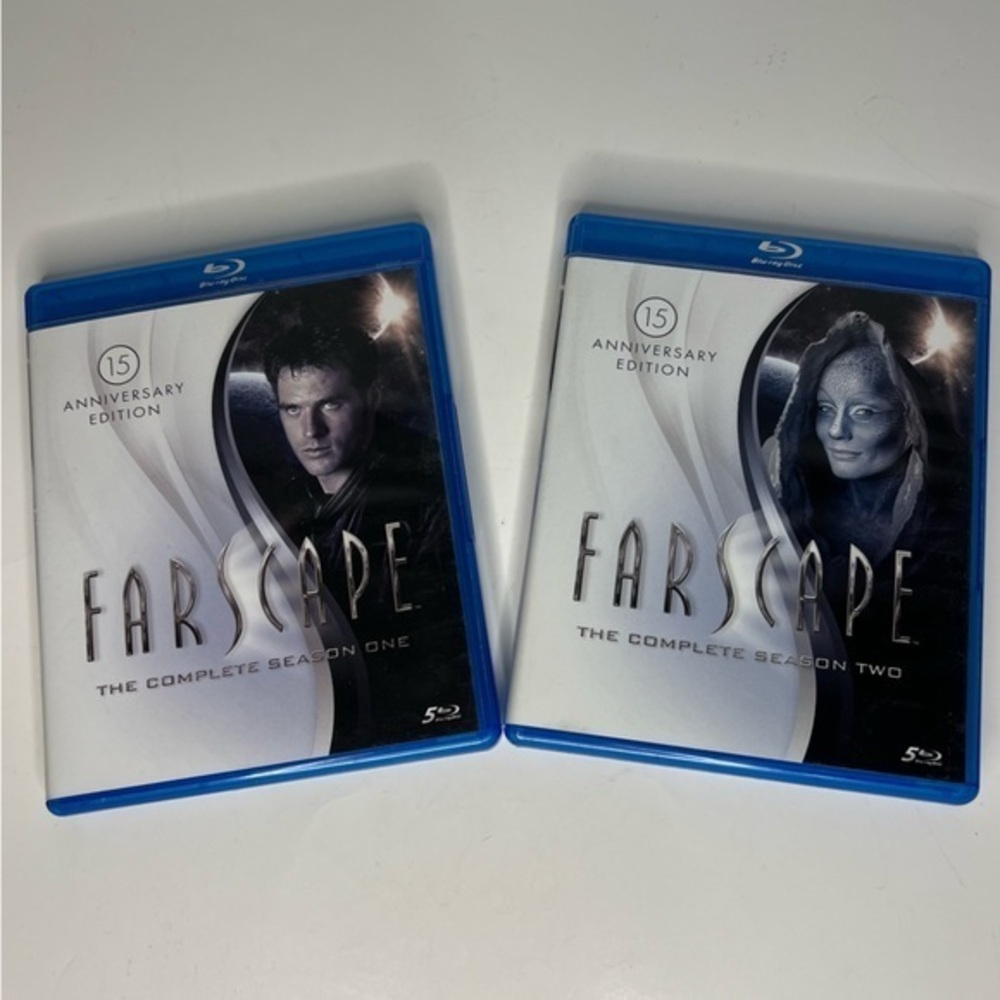 Farscape Blu Ray Complete Seasons1 and 2 15th Anniversary Editions w Bonus